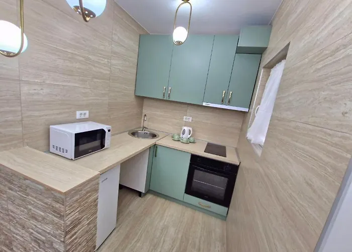 Near Big Fashion Podgoriçe